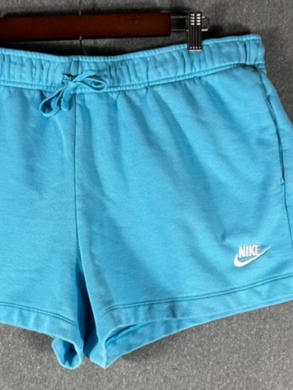 Nike Sportswear Club Fleece Shorts Womens Sz XL Blue Mid Rise w/ Pockets Draw
